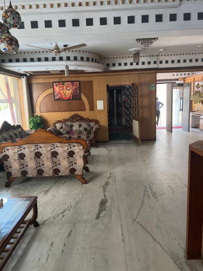 Hotel Krone A Family Hotel Near Igi Airport Delhi Yeni Delhi Dış mekan fotoğraf
