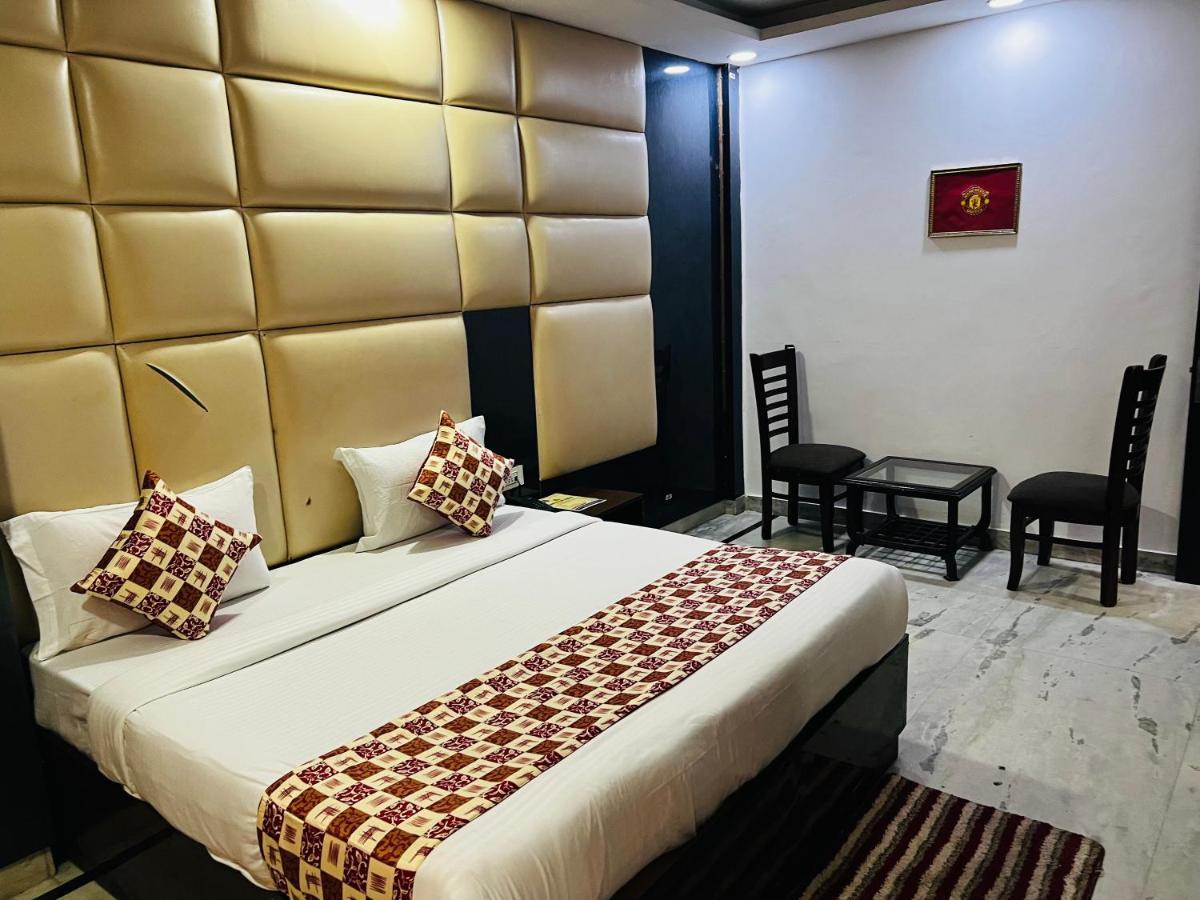 Hotel Krone A Family Hotel Near Igi Airport Delhi Yeni Delhi Dış mekan fotoğraf