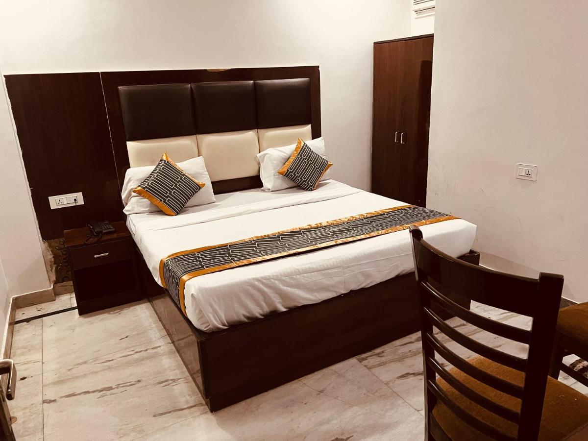 Hotel Krone A Family Hotel Near Igi Airport Delhi Yeni Delhi Dış mekan fotoğraf