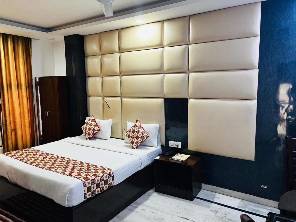 Hotel Krone A Family Hotel Near Igi Airport Delhi Yeni Delhi Dış mekan fotoğraf