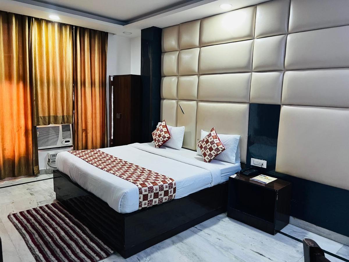 Hotel Krone A Family Hotel Near Igi Airport Delhi Yeni Delhi Dış mekan fotoğraf