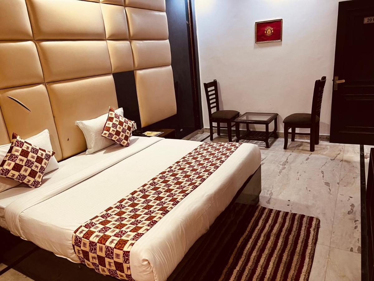 Hotel Krone A Family Hotel Near Igi Airport Delhi Yeni Delhi Dış mekan fotoğraf