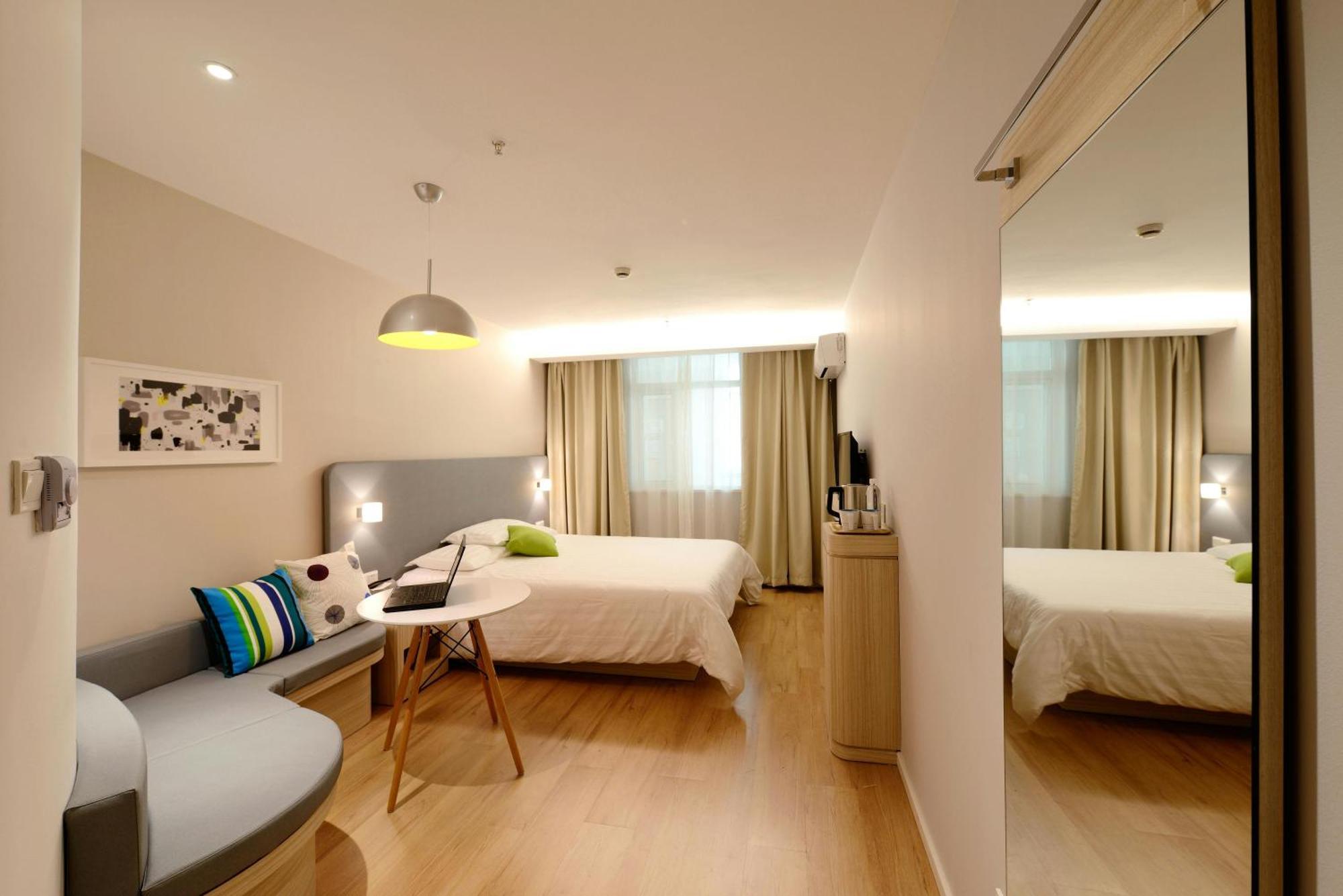 Hotel Krone A Family Hotel Near Igi Airport Delhi Yeni Delhi Dış mekan fotoğraf